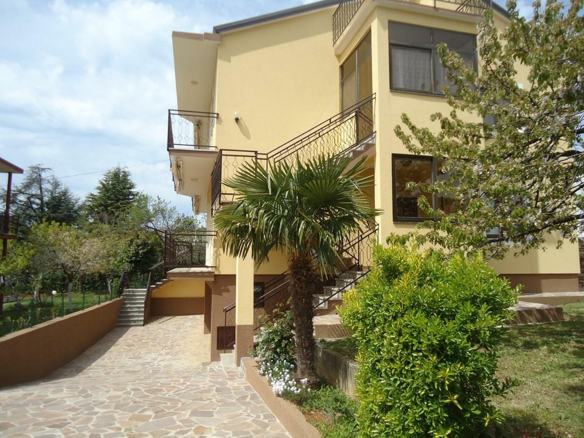 Mariella Hotel Basanija Exterior photo